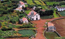 Portugal Azoren Sao Jorge Dörfchen